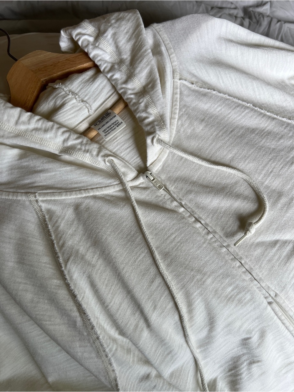 PINK Victoria’s  Secret Lightweight Zip-Up Hoodie in Ivory XXL Cool summer night - Picture 6 of 8